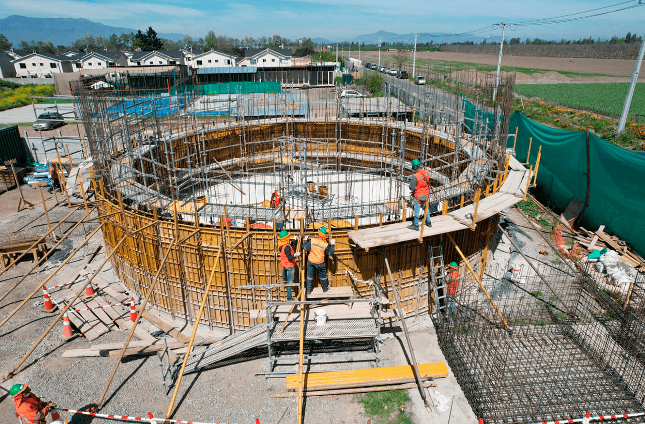 Construcción Estanque Semienterrado Requínoa 